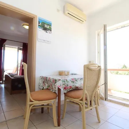 Mare-200 M From The Beach *